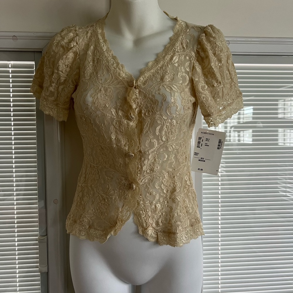 NWT Ruby Ivory lace top size medium